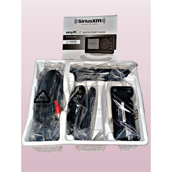 Sirius XM XEZ1H1 Onyx EZ Satellite Radio Home Kit New Open Box - Picture 4 of 5